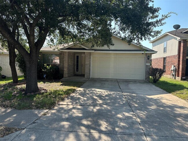 Building Photo - 1517 Darjeeling Dr