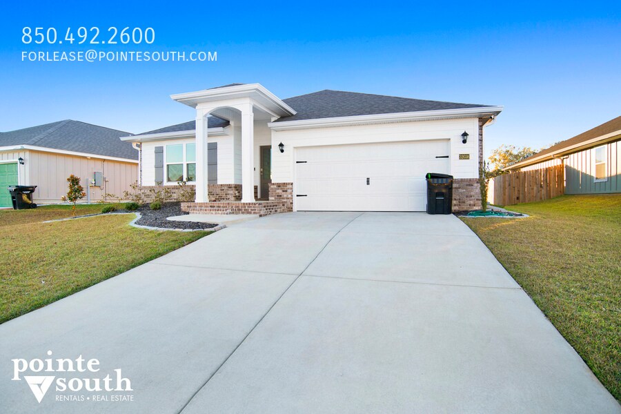 Foto principal - 32038 Lyon Rd