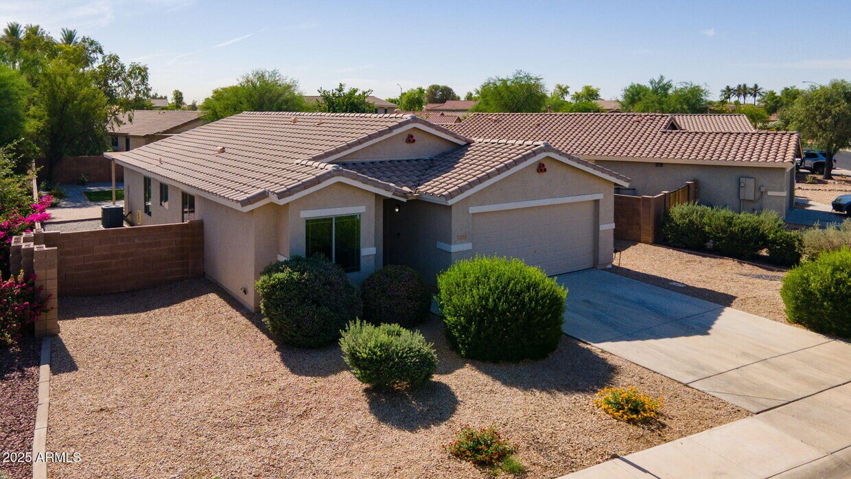 Foto principal - 13170 W Clarendon Ave