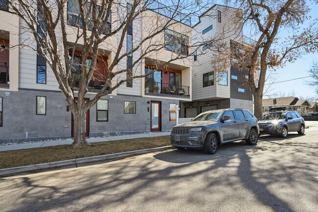 Foto del edificio - 3814 Zenobia St