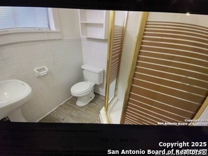 Foto del edificio - 530 W Summit Ave.