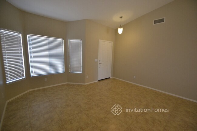 Building Photo - 1808 S 82nd Ave