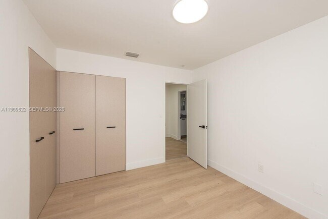 Building Photo - Southwest 103rd Lane, Miami, FL 33186 - 4 BR 2.5 BA townhouse