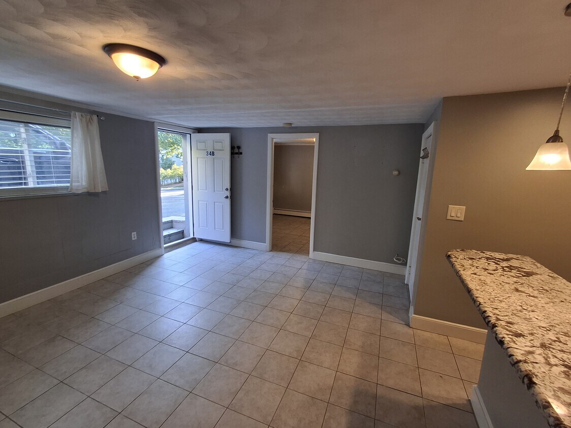 Foto principal - 34 Grandview Ave