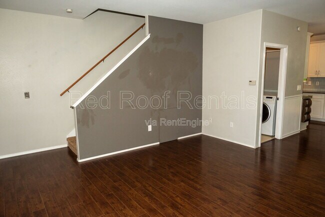Foto del edificio - 1222 7th St SE