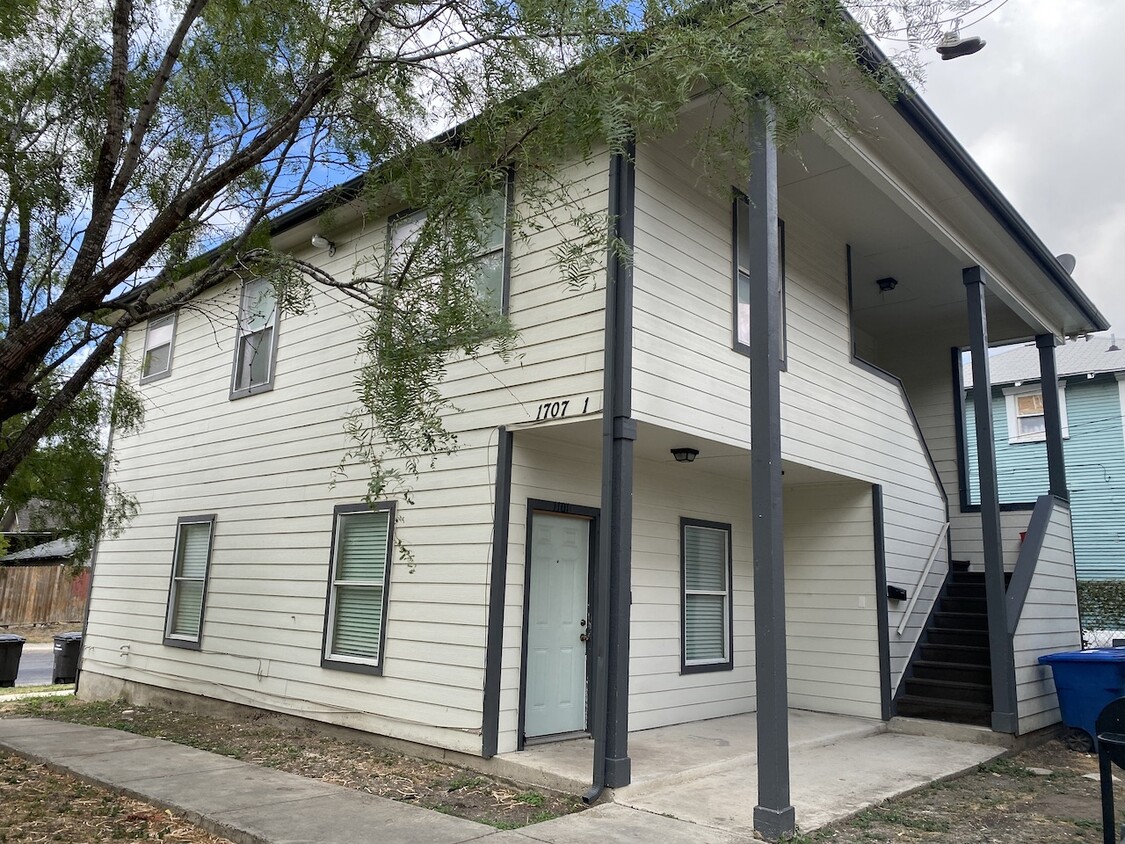 Primary Photo - 1707 Dawson St