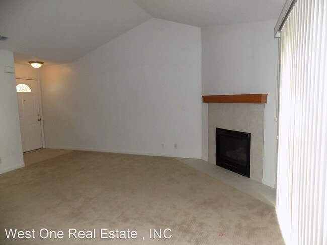 Building Photo - 2 br, 2 bath House - 353-1 Acacia Street
