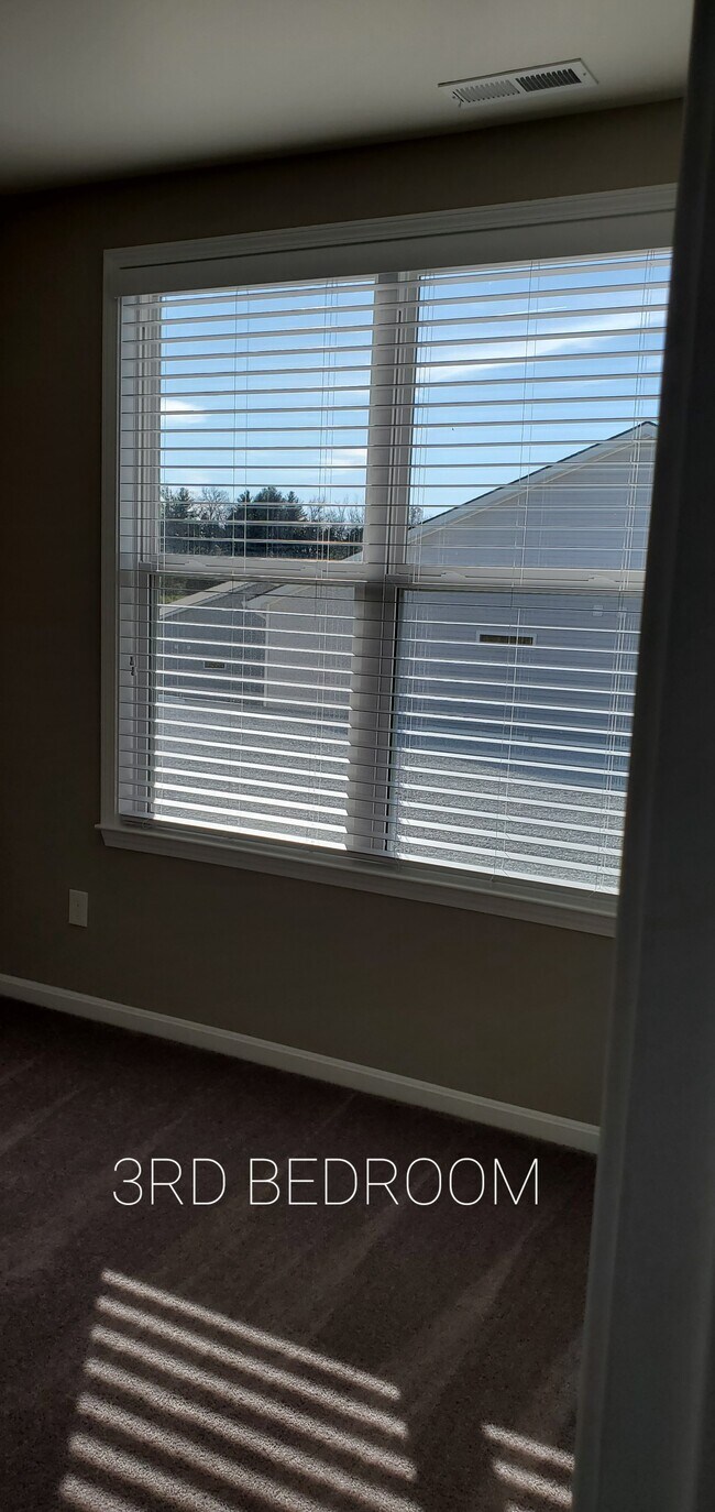 Foto del edificio - 3800 Misty Grove Ct