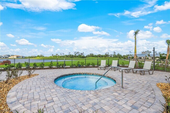 Foto del edificio - 14081 Heritage Landing Blvd
