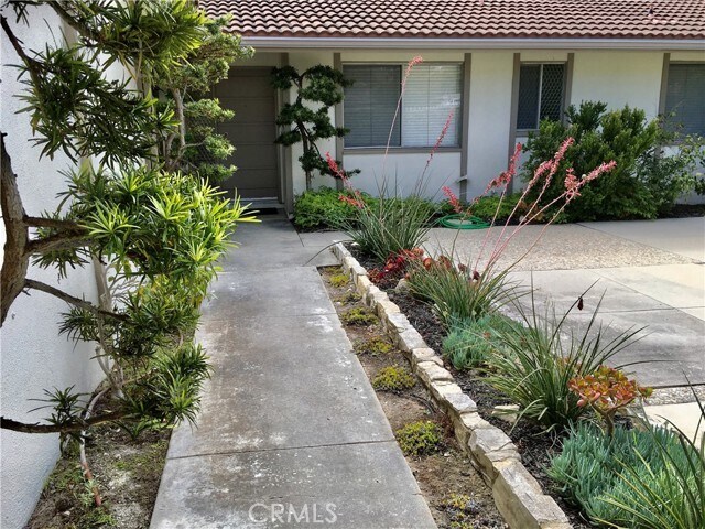 Building Photo - 28111 Golden Meadow Dr