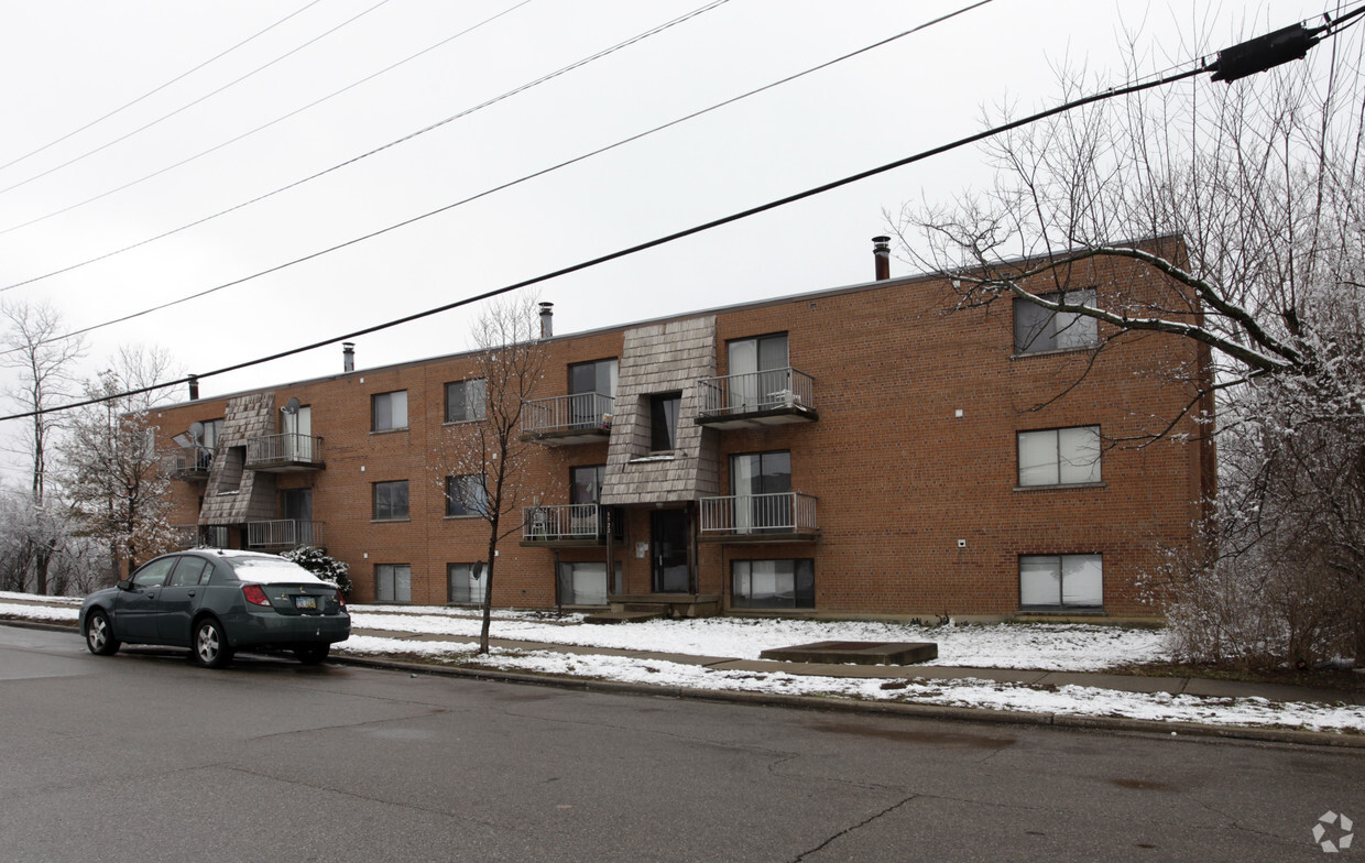 Building Photo - Westmont Apartments