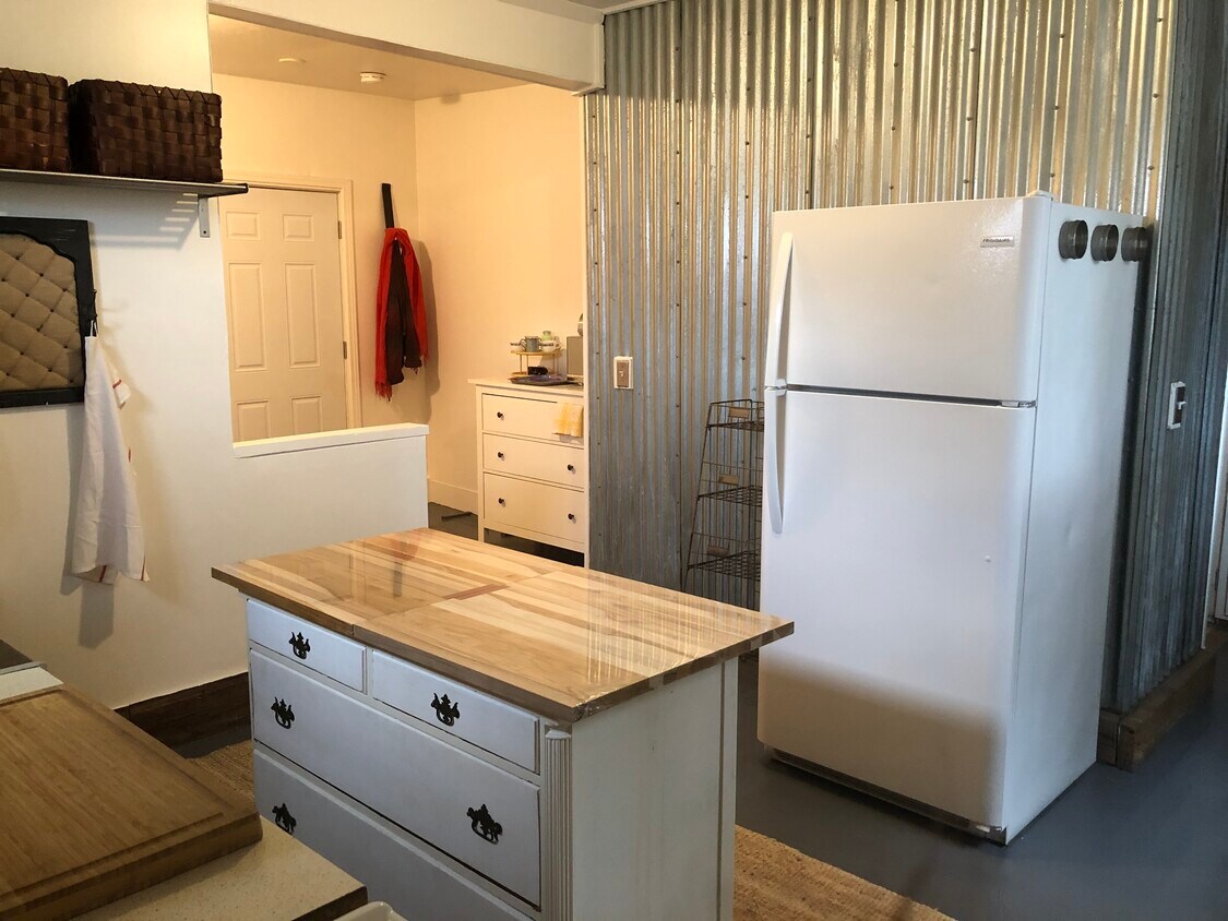 26 Meredith St Unit Apartment A, Delhi, NY 13753 Apartments in Delhi