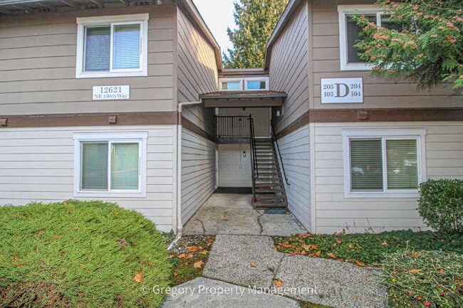 Photo - 12621 NE 130th Way House