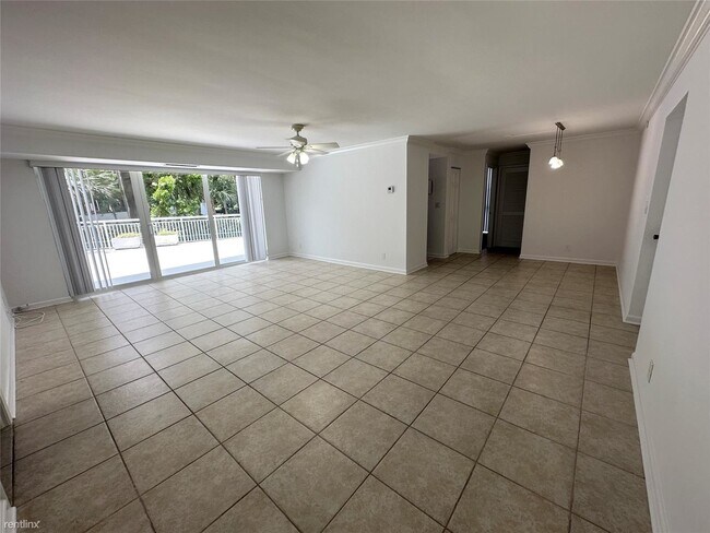 Foto del edificio - 2 br, 2 bath Condo - 2841 N Ocean Blvd Apt...