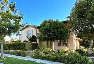 Building Photo - 50 Rosenblum