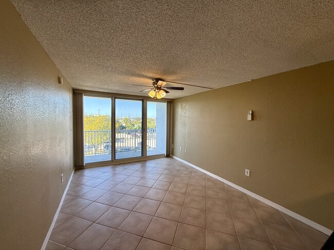 Building Photo - 3312 Northside Dr