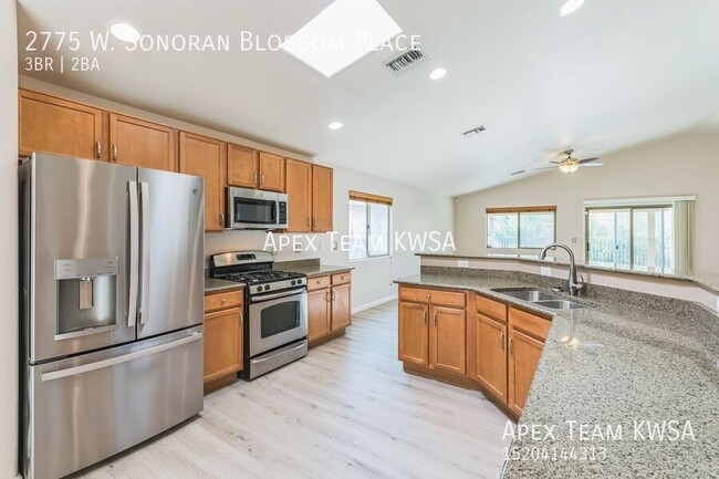 Building Photo - $1,995 Beautiful Home in Sonoran Blossom N...