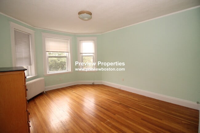 Building Photo - 1629 Commonwealth Ave