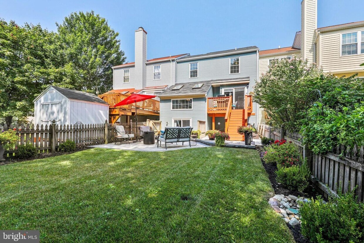 Building Photo - BEL AIR - FOUNTAIN GLEN TOWNHOUSE