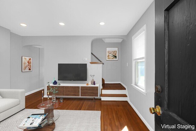 Building Photo - 1468 Elmwood Ave