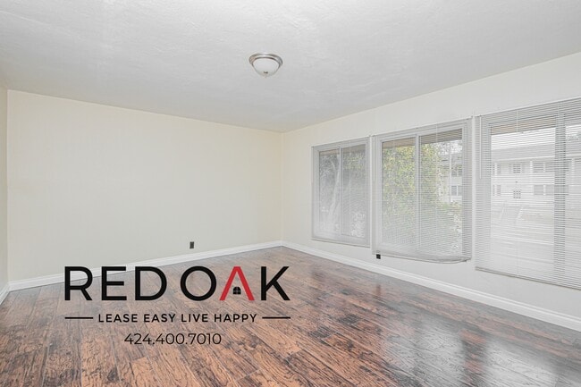 Building Photo - ~1 Month FREE + $200 OFF~ Bright and Welco...
