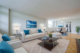 Building Photo - Queen Margaret I