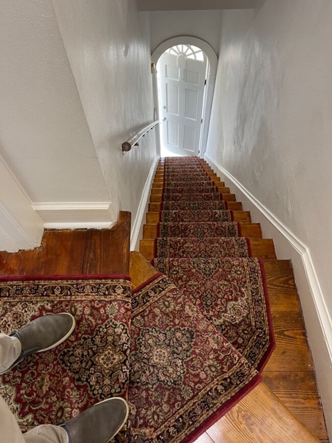Building Photo - (OTR)3927Iberv