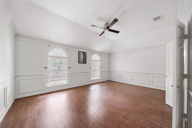 Building Photo - 611 Brazos Trace Dr