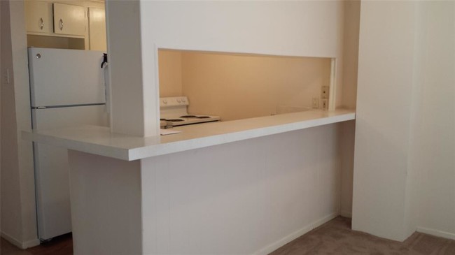Foto del edificio - 601 E 7th St