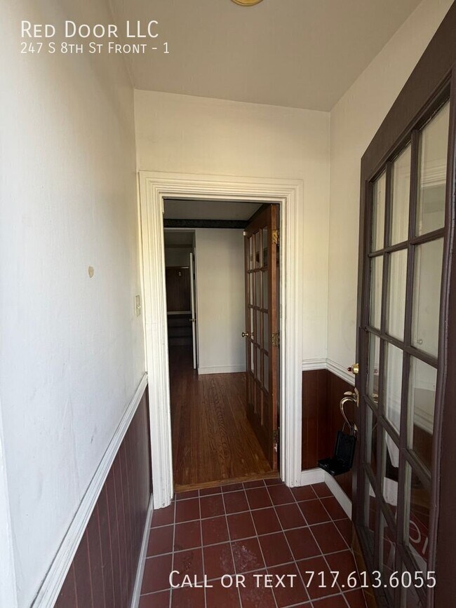 Foto del edificio - 247 S 8th St