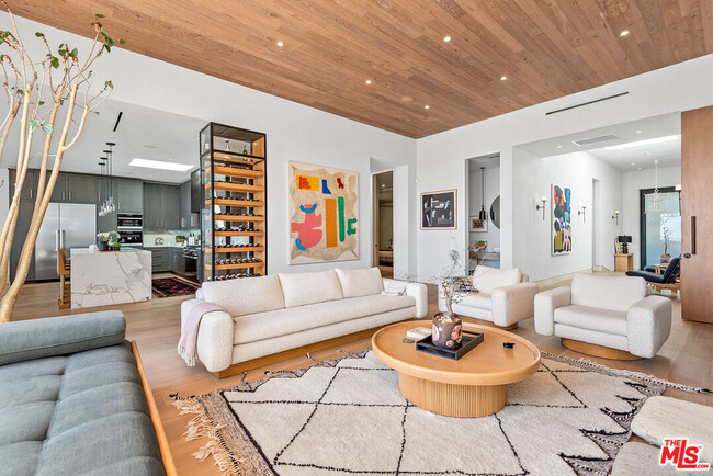Building Photo - 1435 Tanager Way