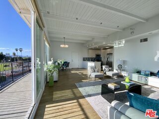 Foto del edificio - 6824 Esplanade St