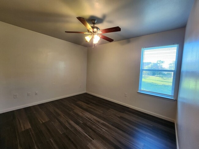 Building Photo - 1399 Trinidad St