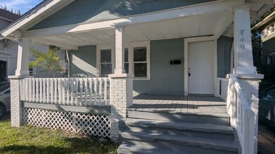 Building Photo - 711 Roselawn Ave