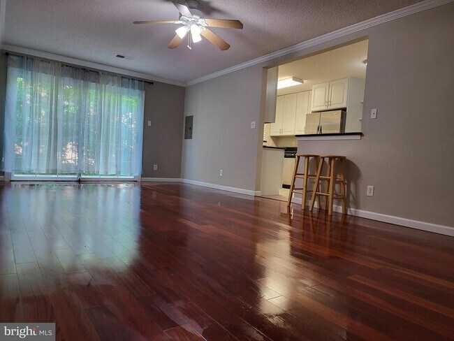 Building Photo - 1112 Huntmaster Terrace NE
