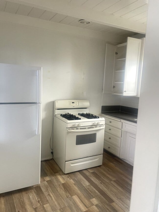 Photo - 1018-1020 3rd St. Apartment