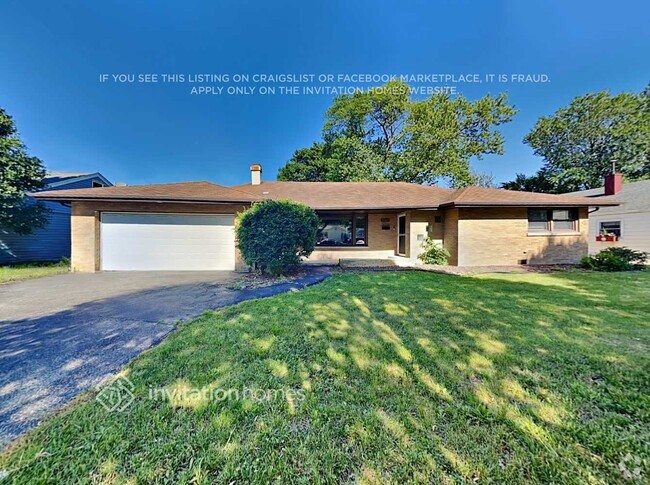 Building Photo - 9315 S 49th Ct