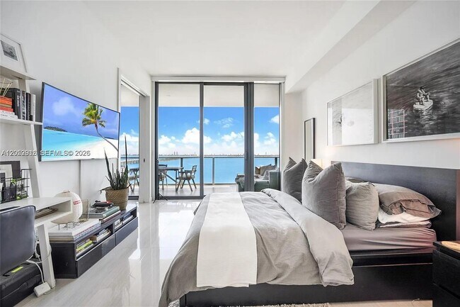 Foto del edificio - 480 NE 31st St