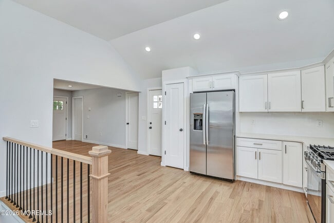 Building Photo - 769 Cliffwood Ave