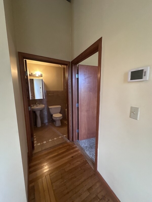 2800 Mayfield Rd Cleveland Heights, OH 44118 – photo 5