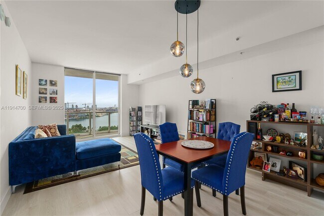 Foto del edificio - 253 NE 2nd St