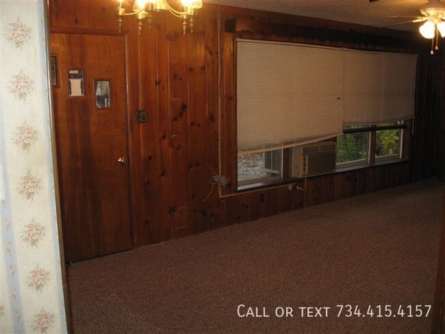 Foto del edificio - 2866 Golfside Rd