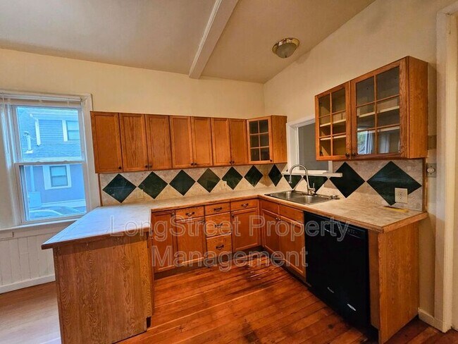 Photo - 4537 NE 8th Ave House