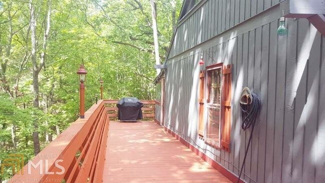 Building Photo - 105 Indian Oak Dr