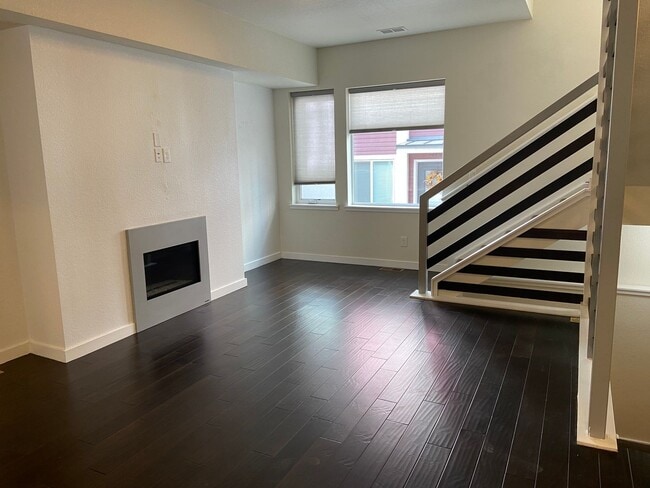 Photo - Modern 2 bedroom Townhome with huge Rooftop deck!!!