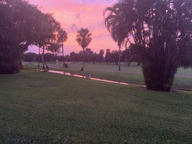 Foto del edificio - 3980 Oaks Clubhouse Dr