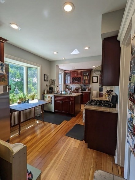 Photo - 51 Algonquin Rd House