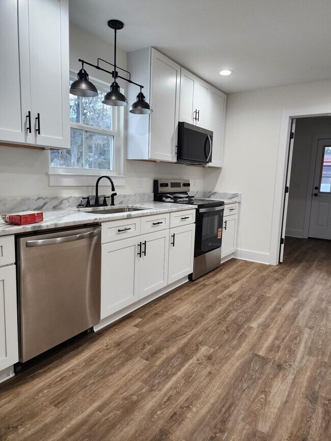 Foto del edificio - 3 Bedroom 2 Bathroom New Home