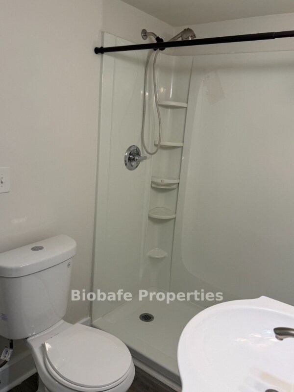 Building Photo - 176 Cloud St