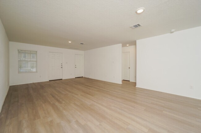 Building Photo - 4243 Southton Mere